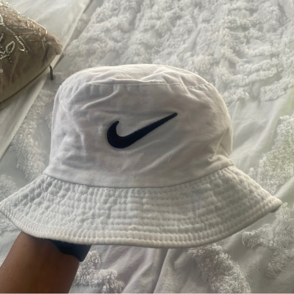 Nike reversible hat